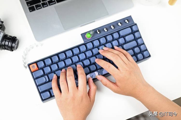 洛斐小翘键盘值不值得购买,lofree洛斐小翘暗夜蓝键盘测评