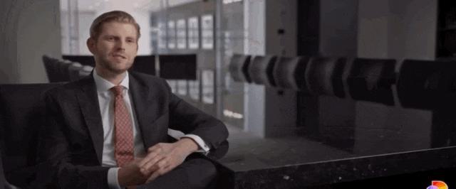 四岁用中文唱儿歌的女孩长大了，为她我希望川普再当选