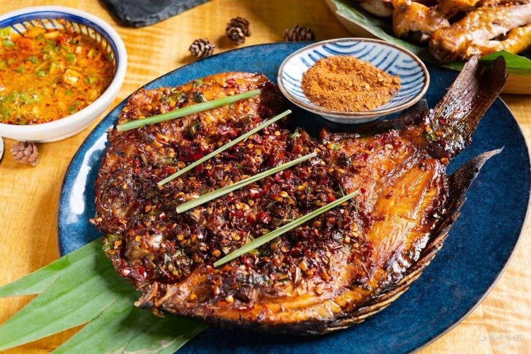 云南十道必备菜,云南美食大全最有名的30道菜推荐