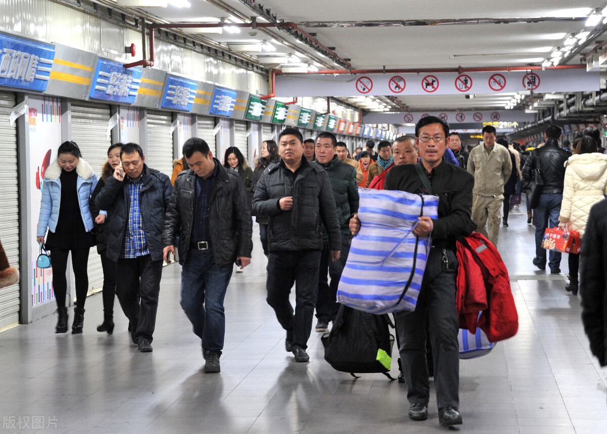 上海打工人薪资,上海打工艰苦生活