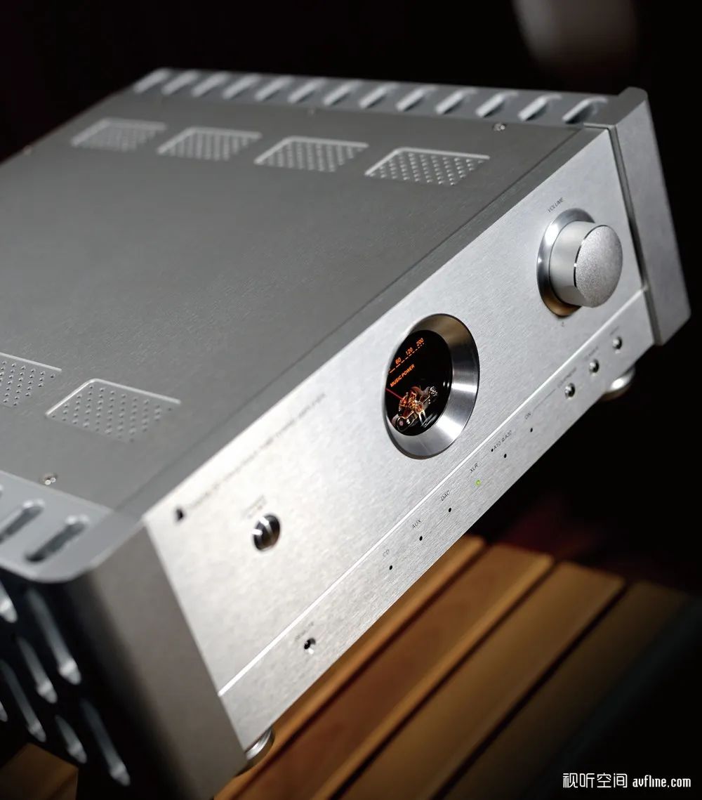 能让您细耳倾听的好功放:八达DC-228前胆后石A类合并功放