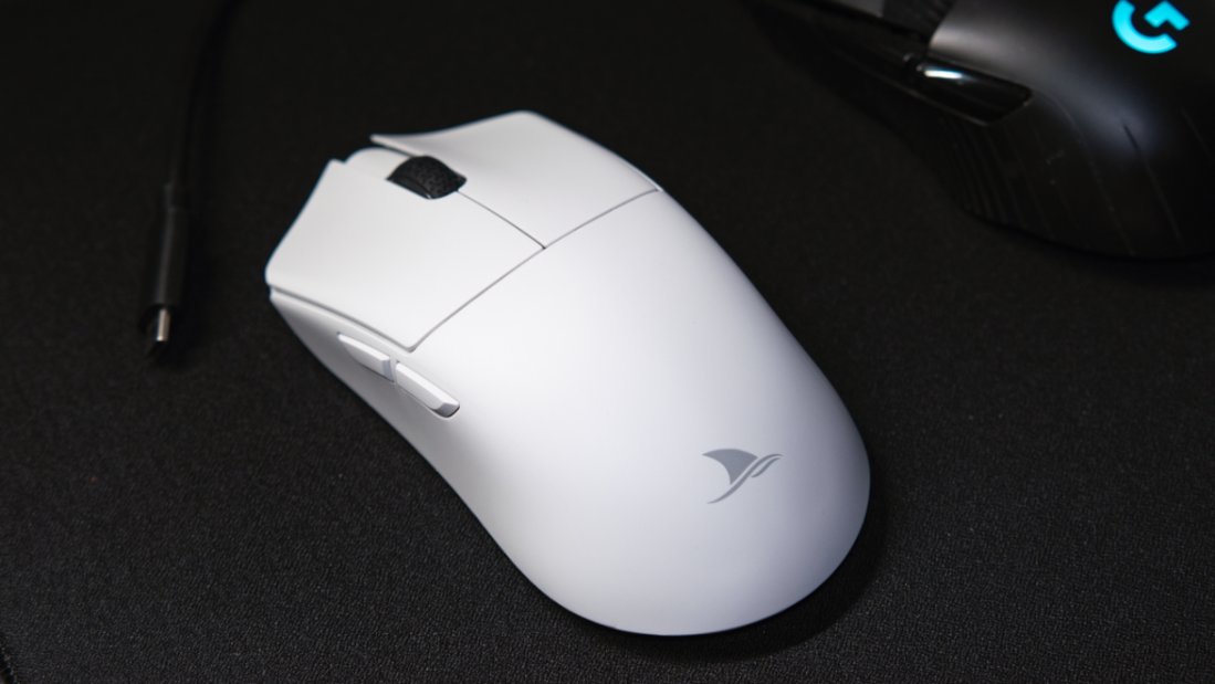 轻如鸿毛鱼竿价格,轻如鸿毛的东西