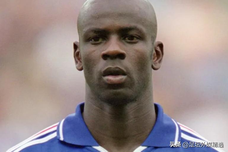 足坛历史十大右后卫,足坛十大年轻右边后卫