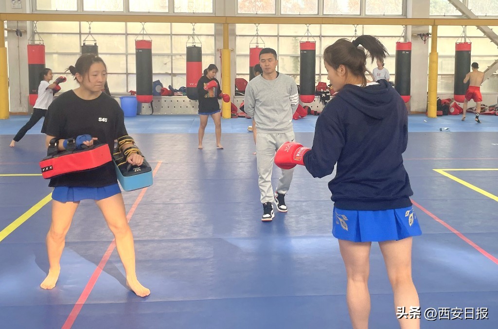 散打少帅吴雄演绎“男帅女兵”精彩故事