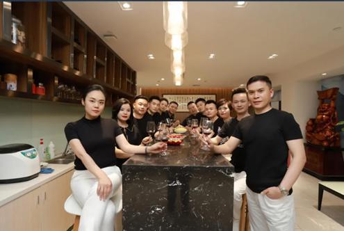 盛世东泰科技是以人为本，共同发展理念再次开启新年心愿