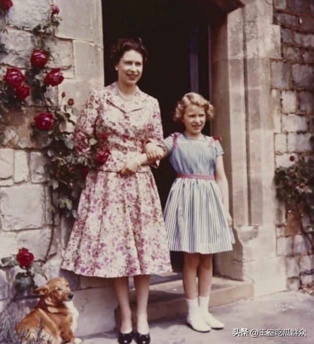 安妮公主参加查尔斯加冕,安妮公主加冕