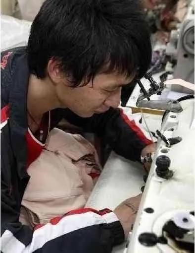 东莞往事：男人在内衣厂上班的情感经历