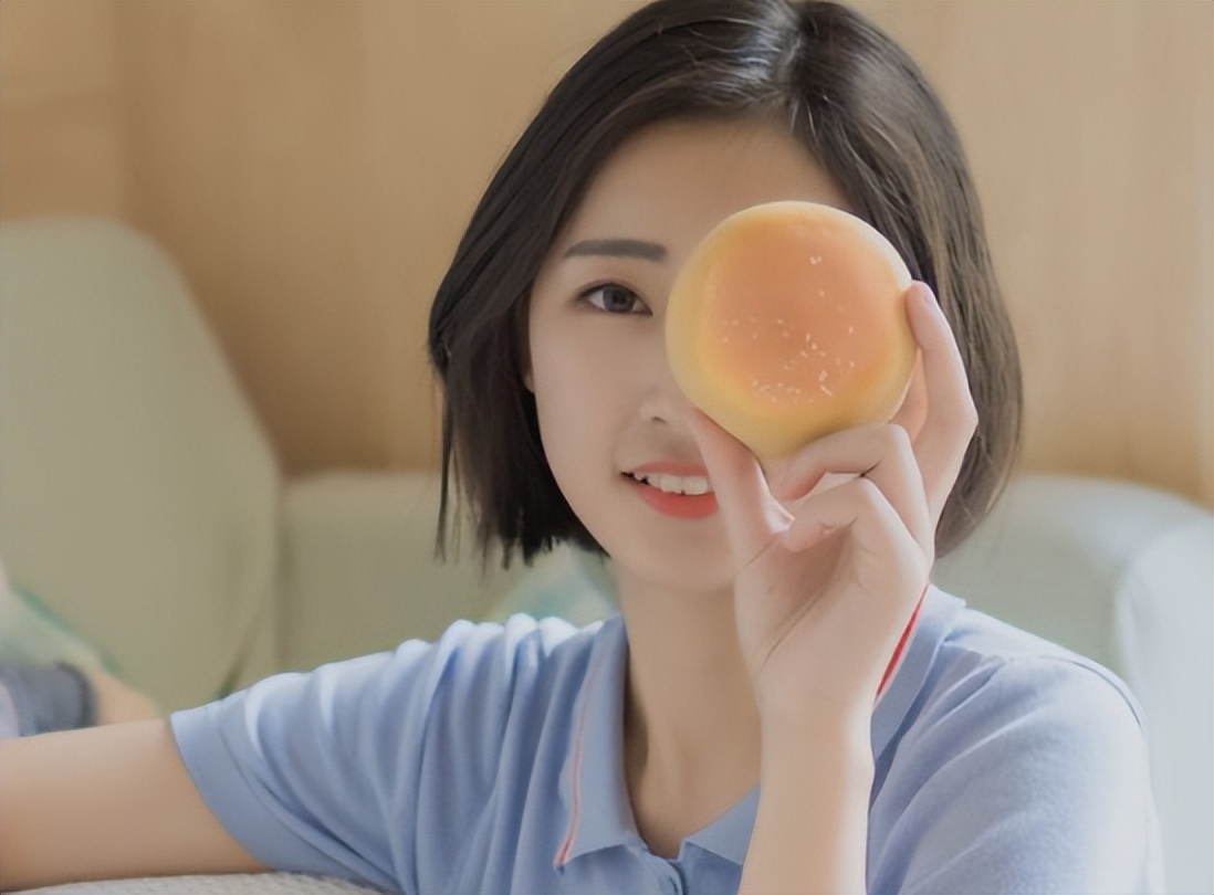 女性私部长了个硬疙瘩,女生私部长了个包