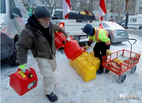 加拿大乱了，首都进入紧急状态