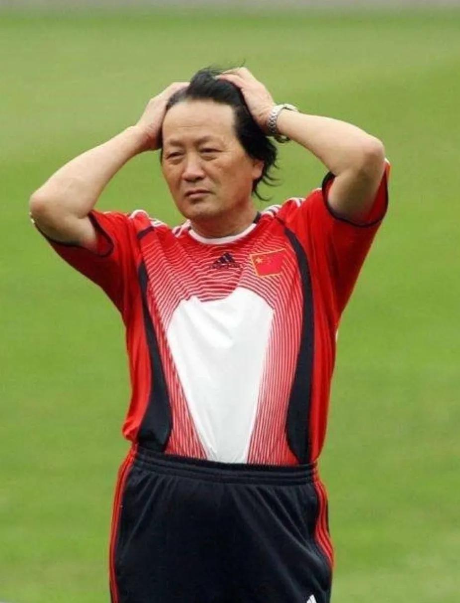 中国男足什么时候才能踢进世界杯,中国男足最近表现能进世界杯吗