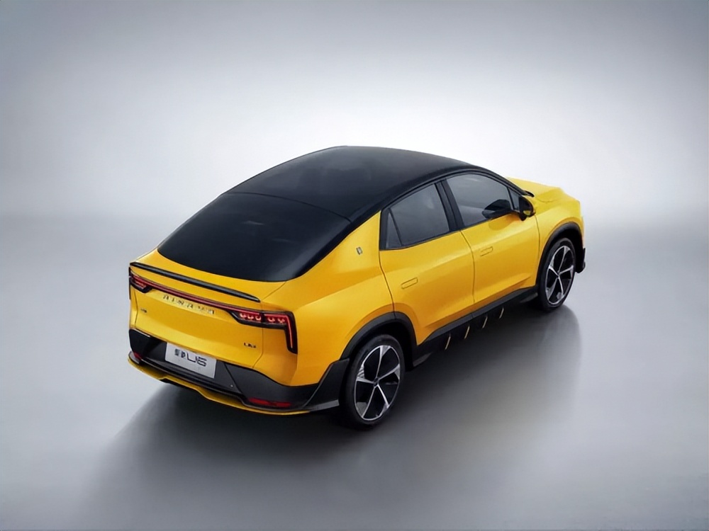 爱驰u6省油吗,爱驰u6领先配置