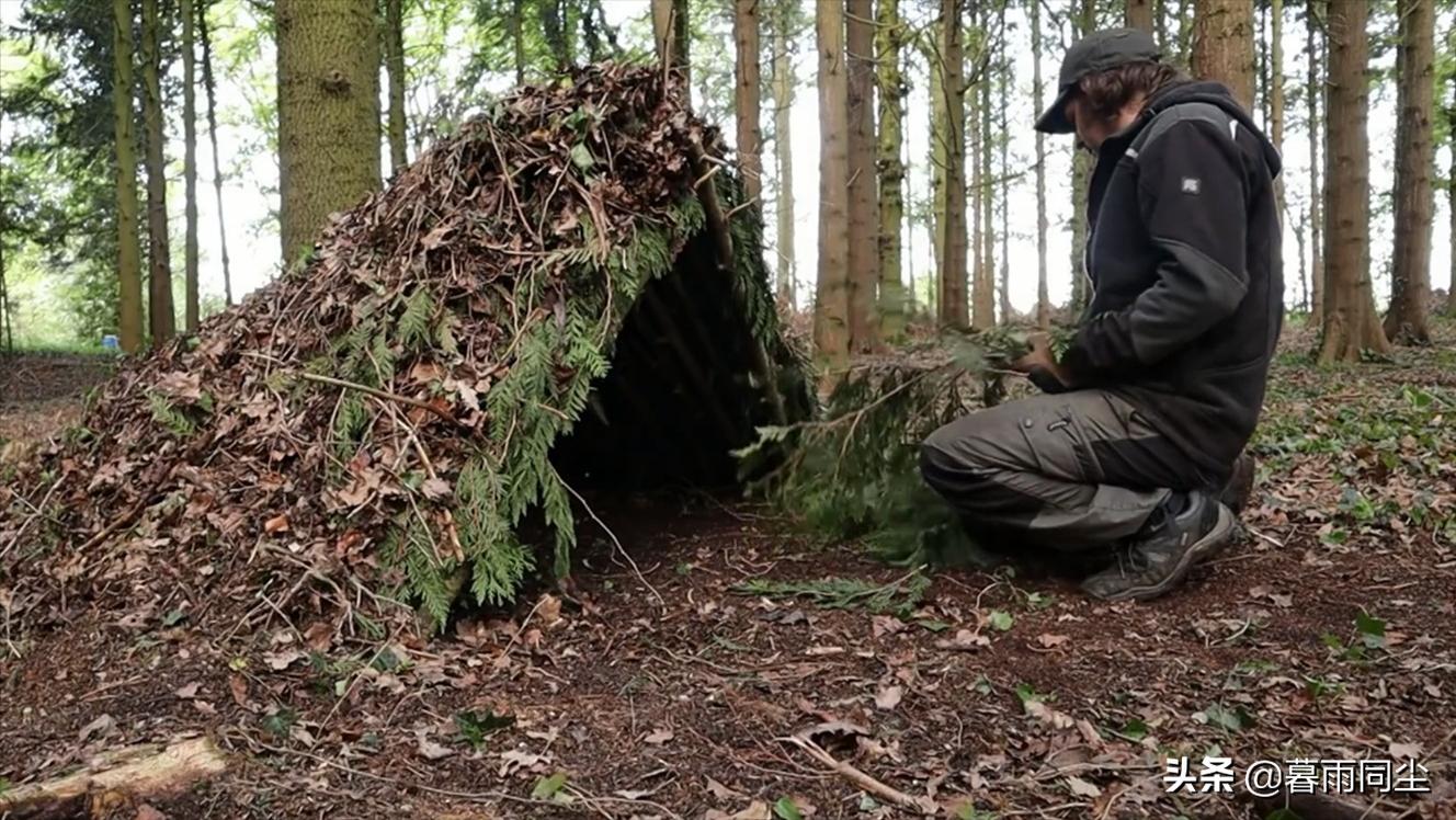 野外求生背包应该装什么,野外生存背包里的装备