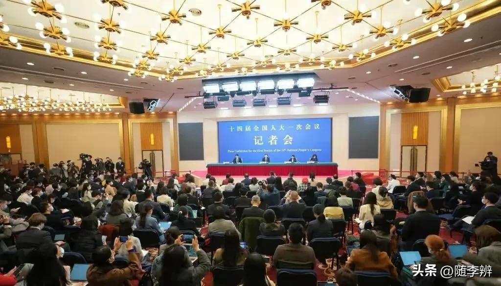 为秦刚外长点赞！天下兴亡，匹夫有责！