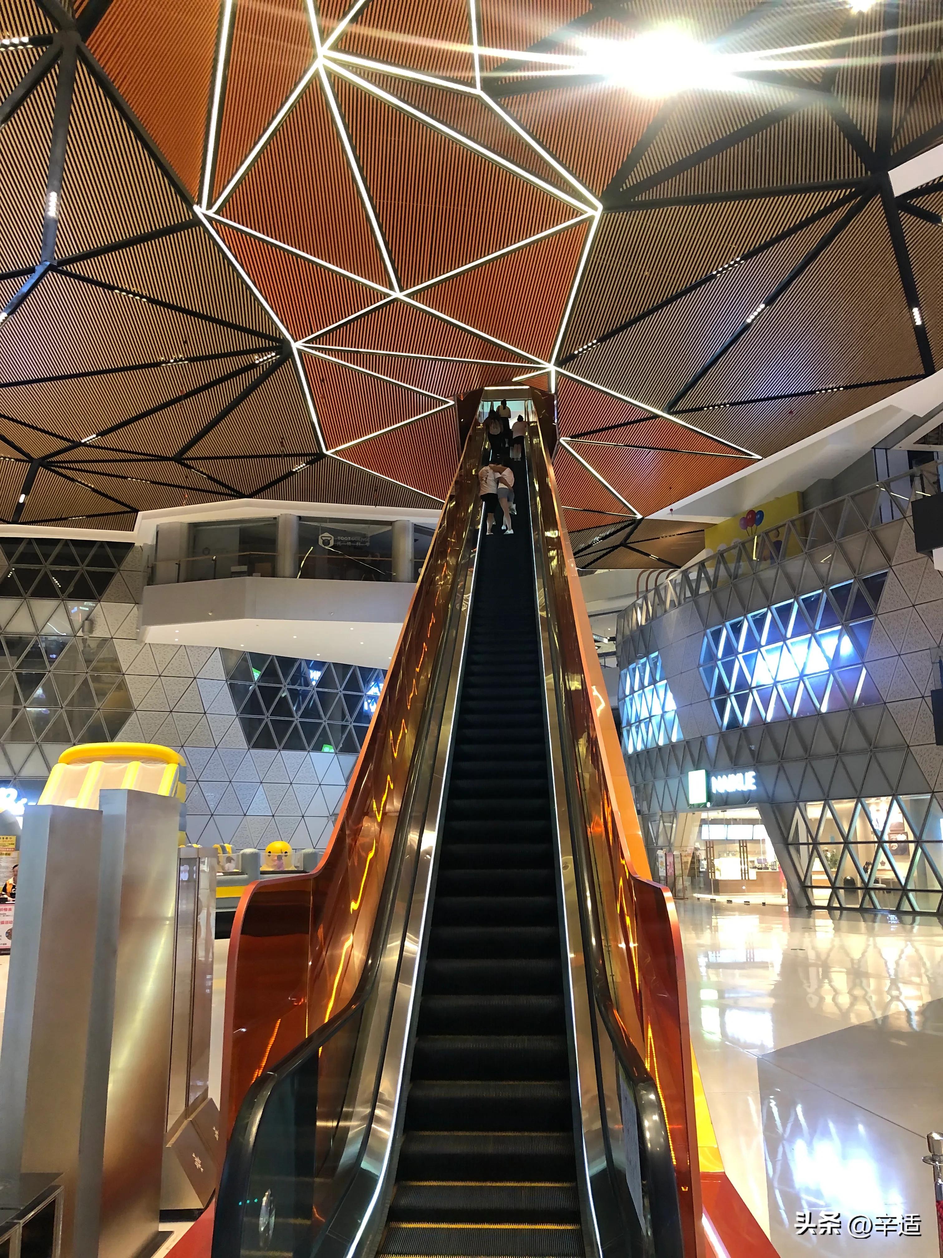 武昌绿地缤纷城总高度,武昌绿地缤纷城楼盘价格