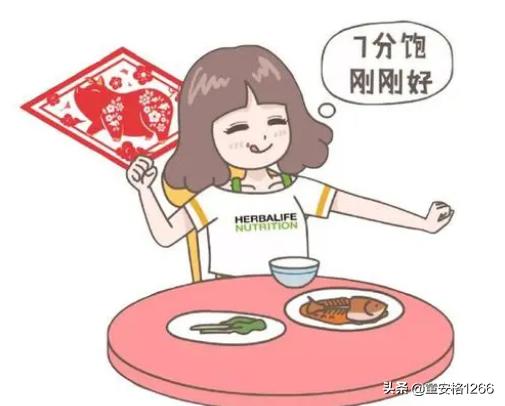 专家建议，晚上吃饭只七分饱就行了，如果吃的太饱，会撑的睡不着