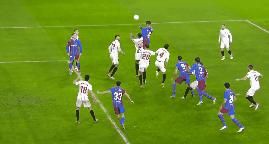 1-0巴萨创下队史新纪录,巴萨1:0皇马集锦