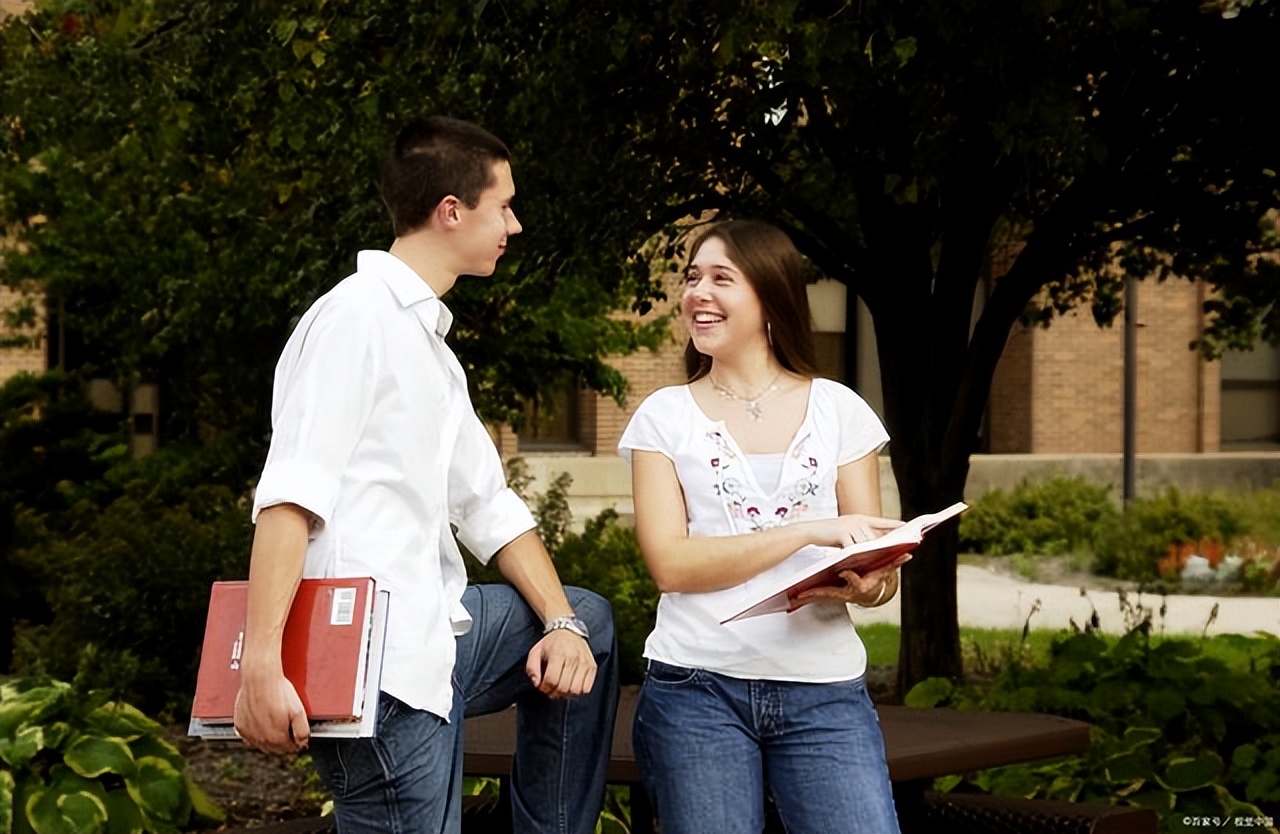 父母不同意女儿却已同居怎么办,父母知道女儿跟男友同居怎么办