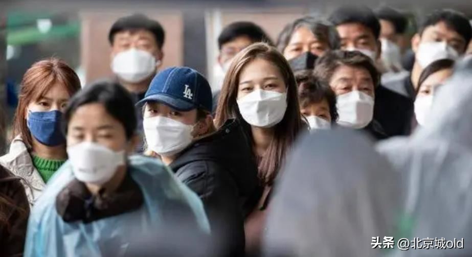 病毒突然消失，直言有两个原因，一大堆片汤话，再遭网友群嘲！