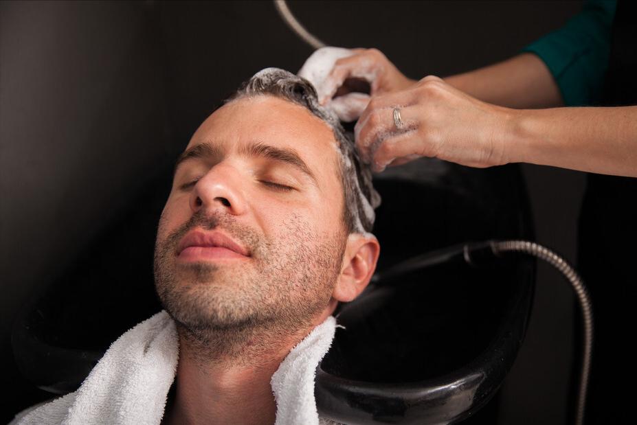 头皮上长红疙瘩脓包涂什么药膏,头皮上长红疙瘩脓包用什么药