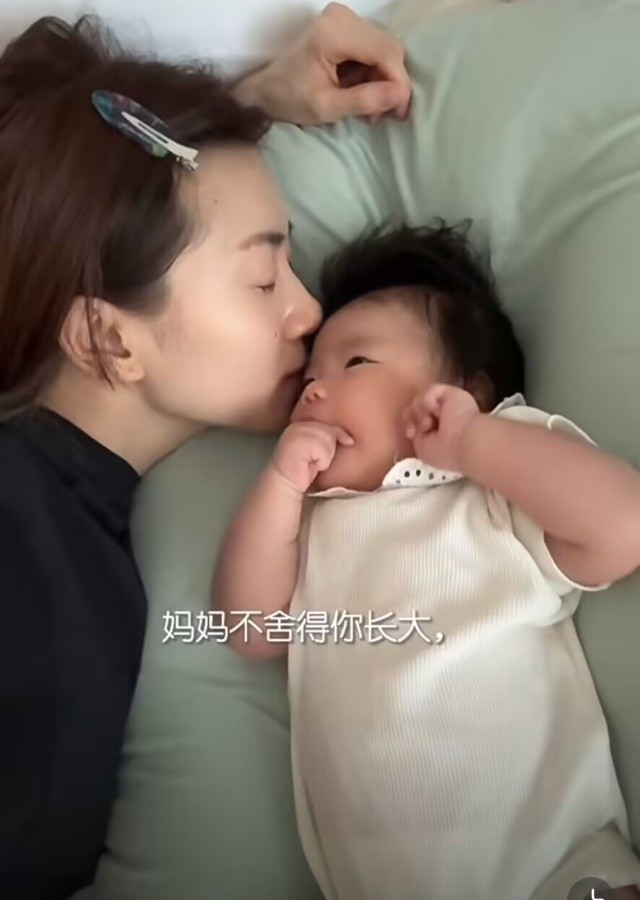 程晓玥yvonne最新带娃视频,程晓玥晒带娃日常