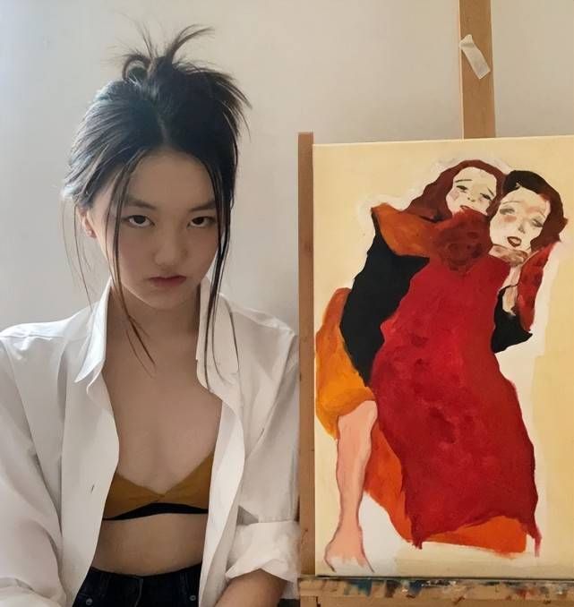 李亚鹏李嫣奢侈品,李嫣的奢侈生活曝光