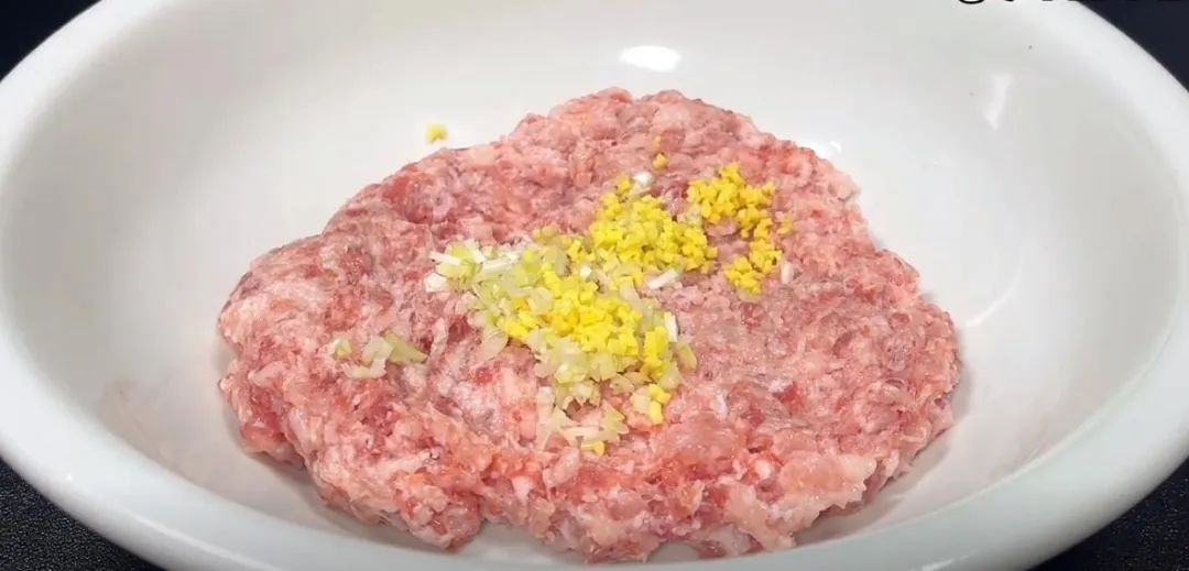 建议中老年人多吃2样碱性菜,50岁以后多吃3道碱性菜