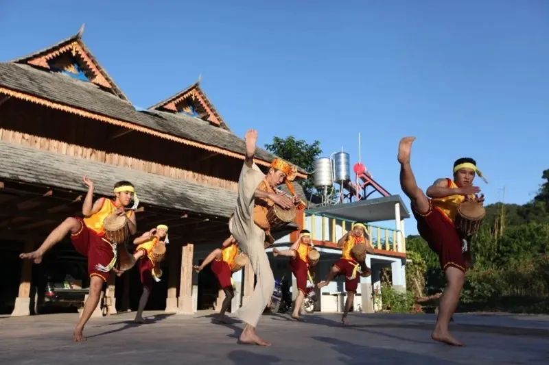 云南景洪象脚鼓制作,云南非遗景颇象脚鼓