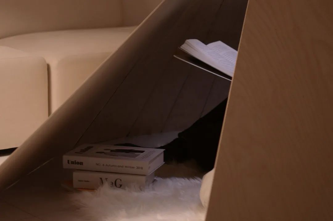 美术椅子设计,舒适椅子设计