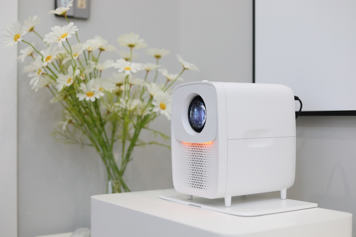 刻刻投影仪2022款d5,年轻人的第一台投影