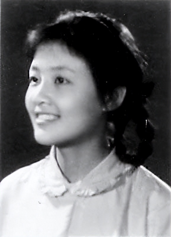 帮汪小菲打赢名画的律师团队,汪小菲给大s剥虾被张雨绮怒怼