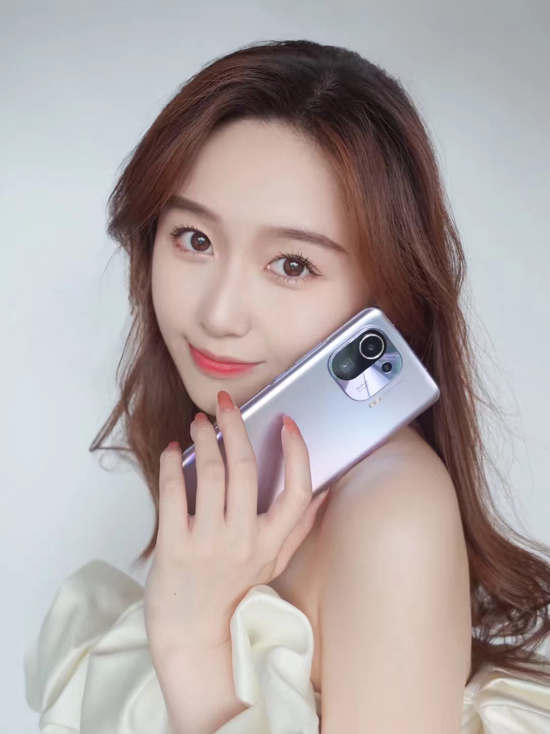 iPhone又翻车？自动开启静音，网友：还是小米11+MIUI14香！