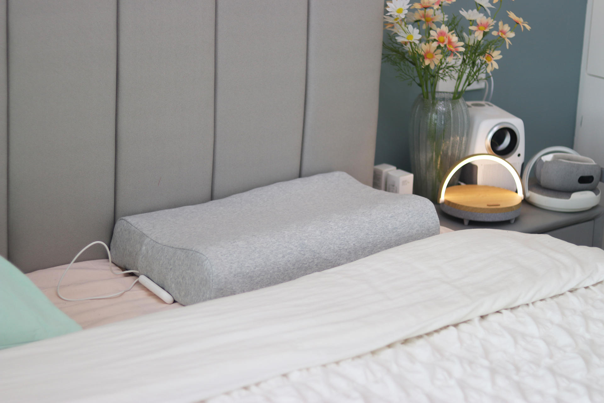 米家智能枕和8h智能枕,睡眠监测智能枕头