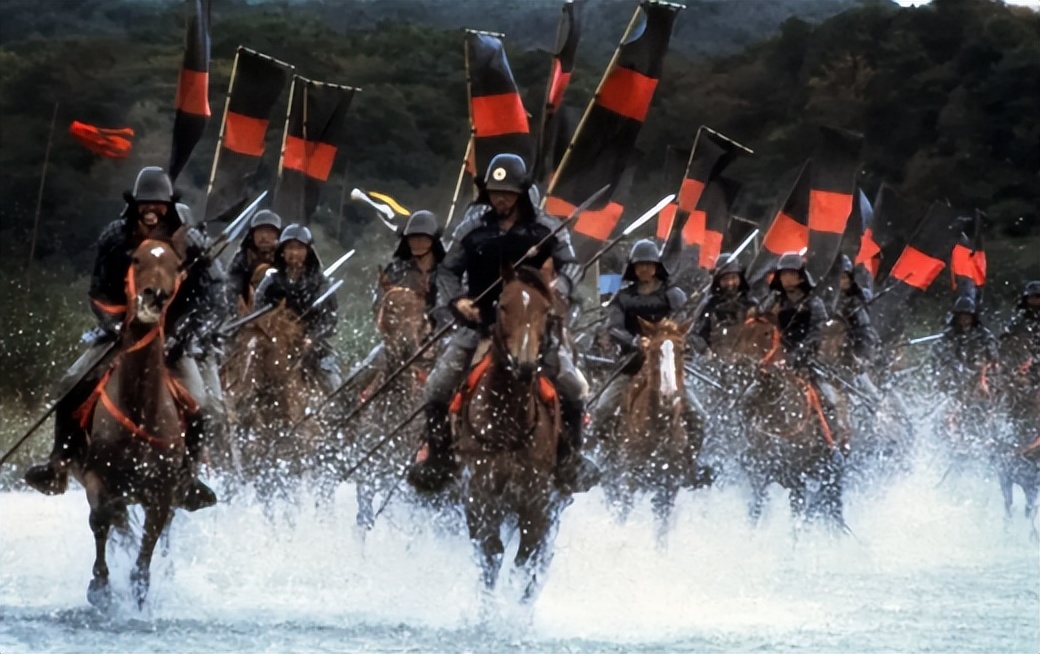 影武者讲了什么,影武者解读