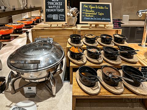 阿联酋丽思卡尔顿,阿联酋野奢帐篷