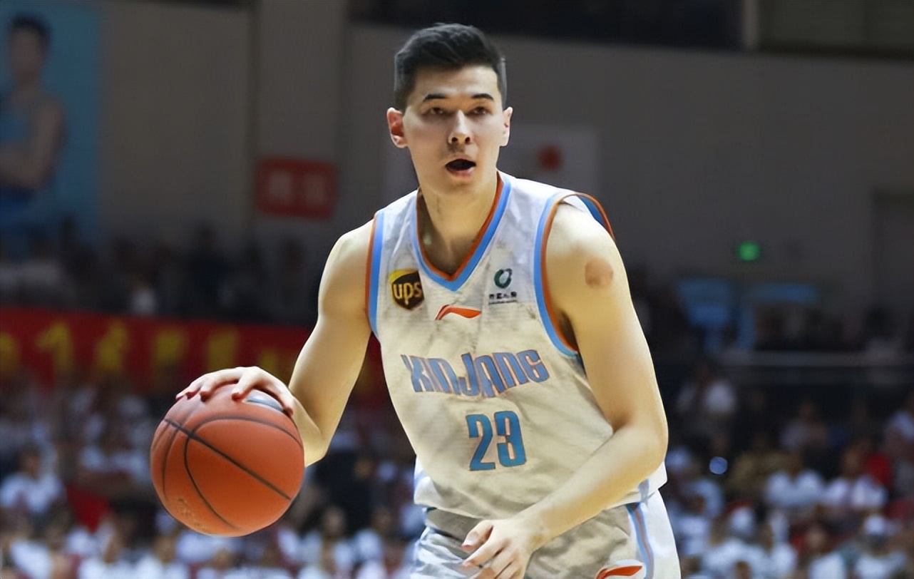 阿不都沙拉木是国内第一锋线,字母哥男篮u16球员