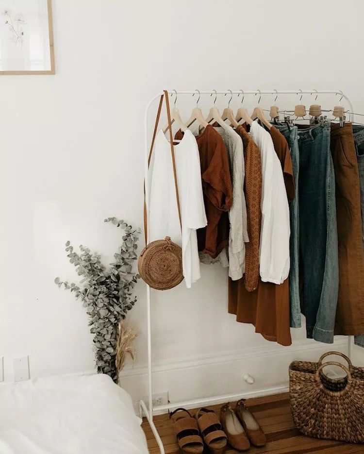 如何进行羊绒衣物的有效保养,羊绒衣物的洗护方法