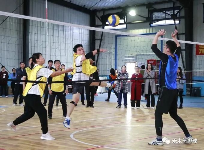 梯次进攻战术气排球,挑战速度与质量的完美结合