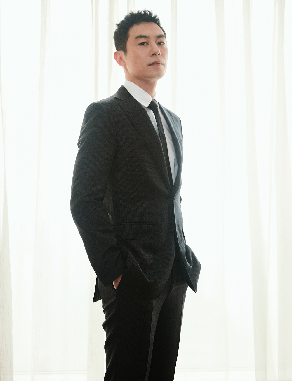 朱亚文:行走的荷尔蒙,男德天花板,他到底有什么魅力呢?