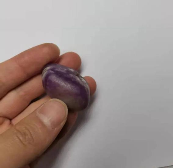 且末和田玉紫色,一坨和田玉