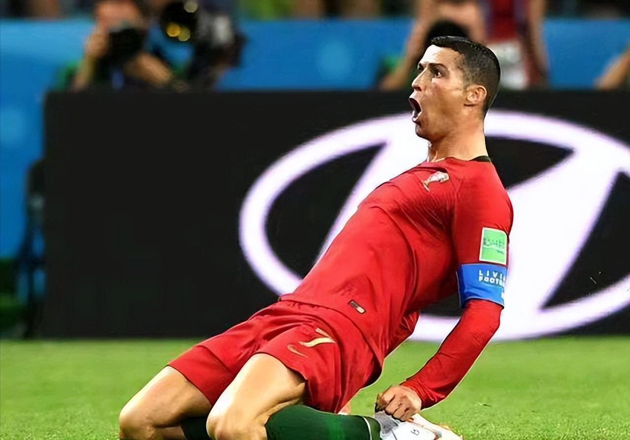 c罗刚加盟沙特三场七球,c罗目前职业生涯已打进882球