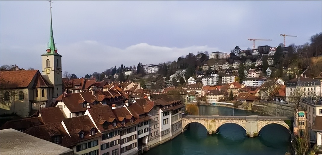 没有实用价值的东西一定没有价值,没有实用价值的东西