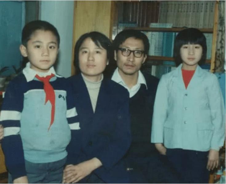 刘烨与谢娜的爱情史,刘烨和谢娜结过婚没