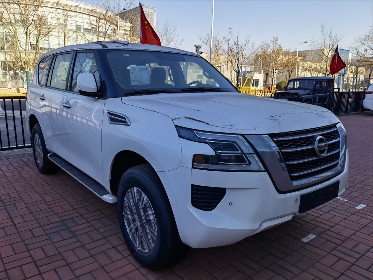 20款尼桑途乐4.0,20款途乐4.0中东版配置单