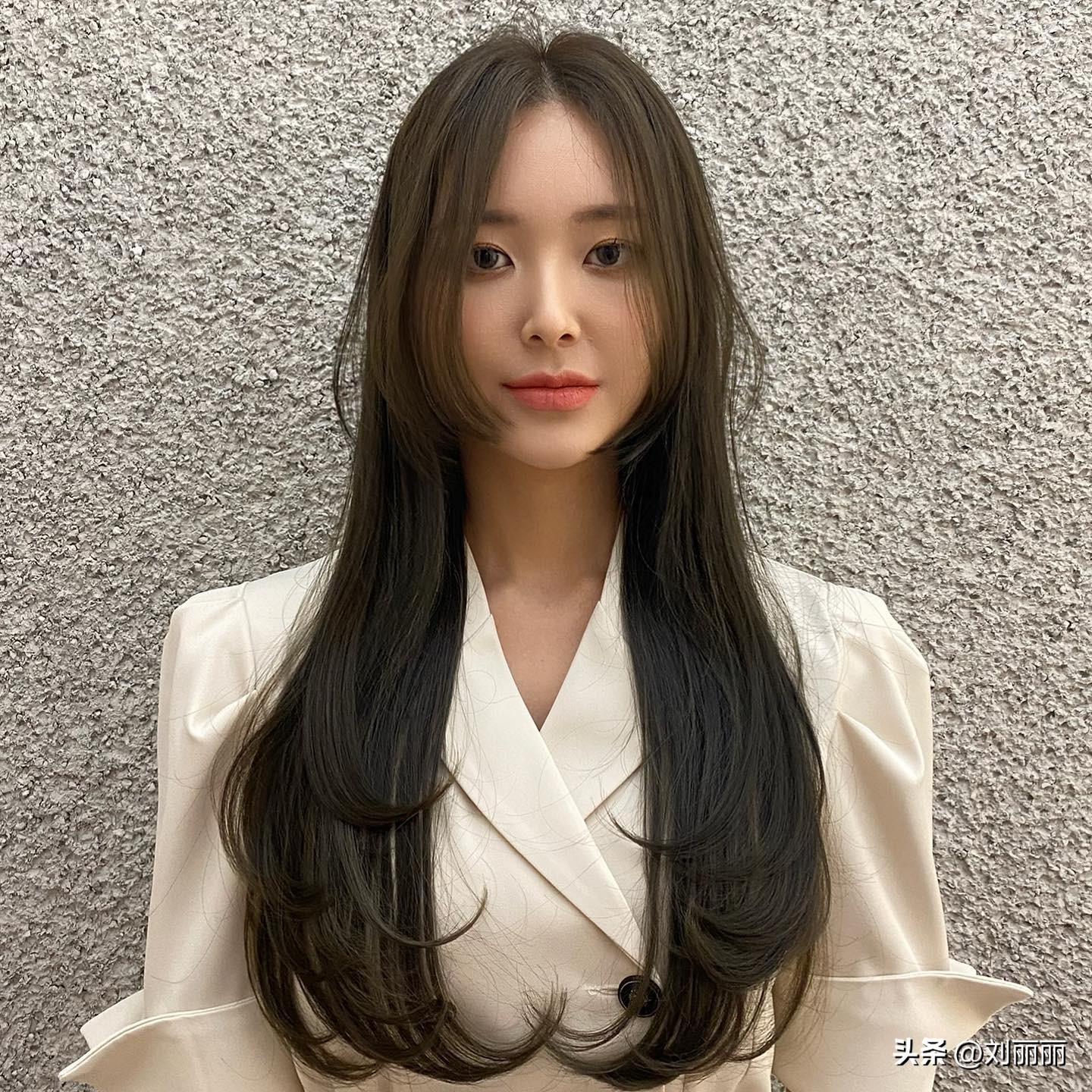 什么样的长发烫卷好看,最短的发型烫成什么卷好看