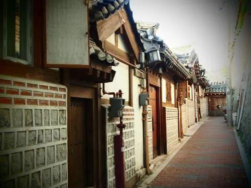 棣栧皵娓歌浣滄枃鐐硅瘎,棣栧皵娓歌涔嬩簩