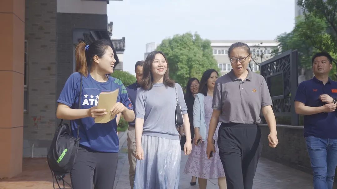 仙林南师附中闪光之处,南师附中仙林小学小学部成长礼