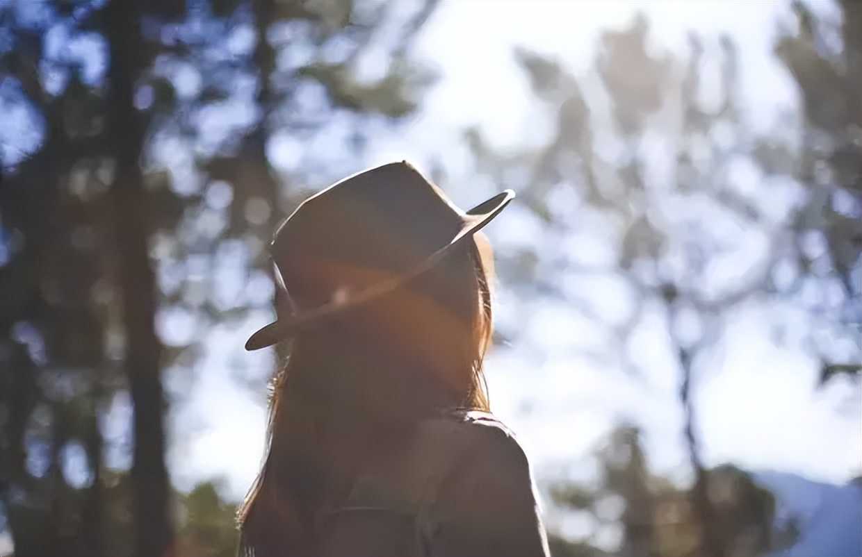 如果一个人不想说话意味着什么,人与人之间不想来往了是什么原因