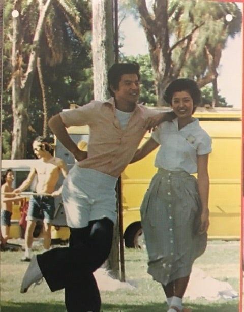 晚清真实老照片:花楼女子媚态百出,溥仪的乳娘丰乳肥臀!