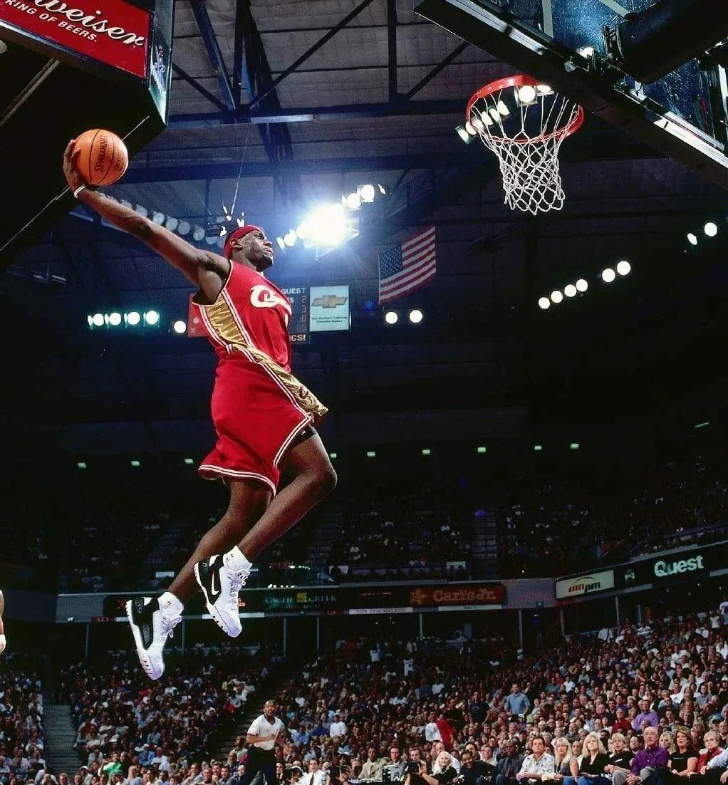 【NIKELEBRON】NBA历史得分王的球鞋之路