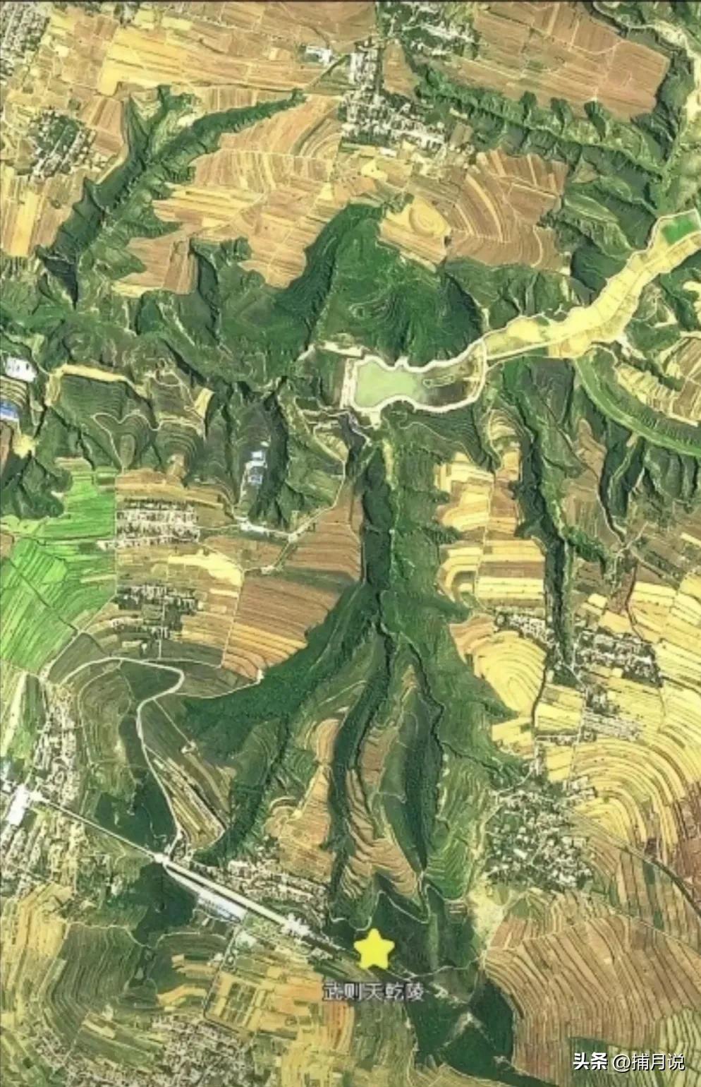 武则天陵墓新发现,武则天墓穴无头石像的奇观